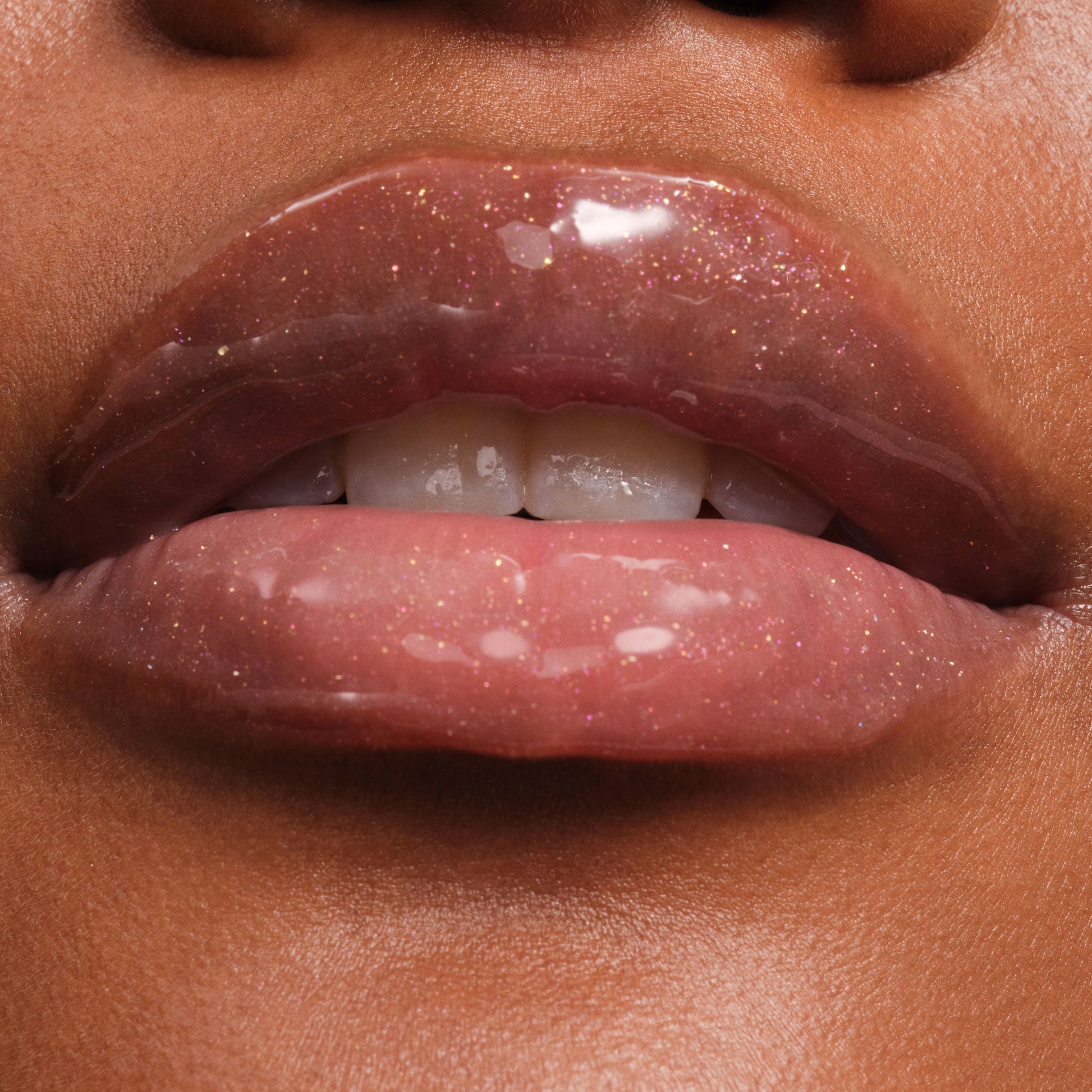 phyto-glow-lip-balm-shimmer-stardust-z0 NATR-10131-Phyto-Glow-Lip-Hover-Stardust.jpg