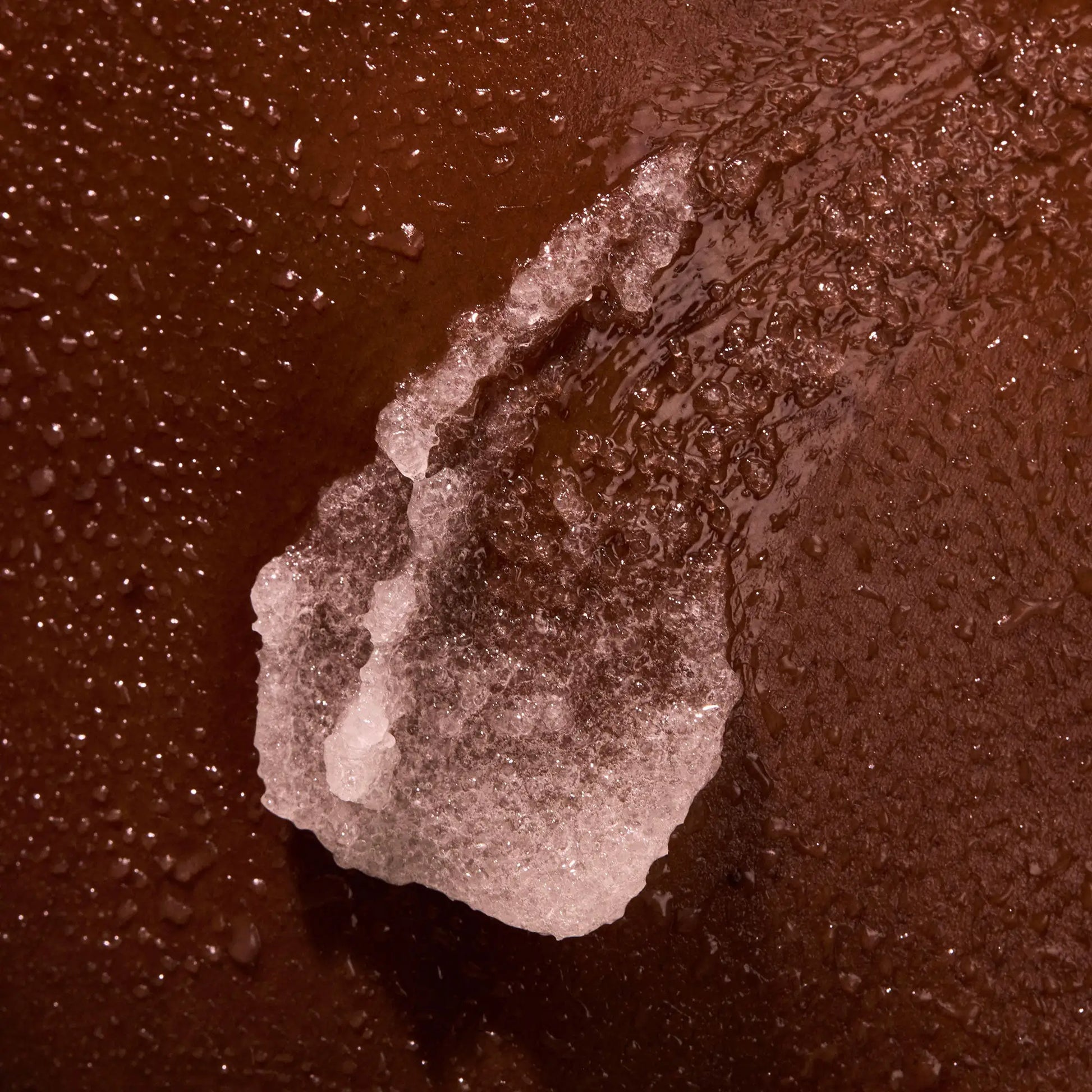 the-glow-getter-multi-oil-body-scrub-a8 NATR-40028-Alt-Image-TheGlowGetterMulti-OilBodyScrub-08.webp